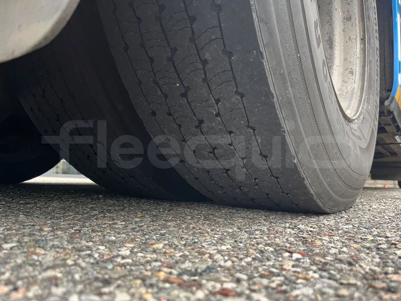 Mercedes-Benz Integro - Second Axle Right Side: Tyre Tread