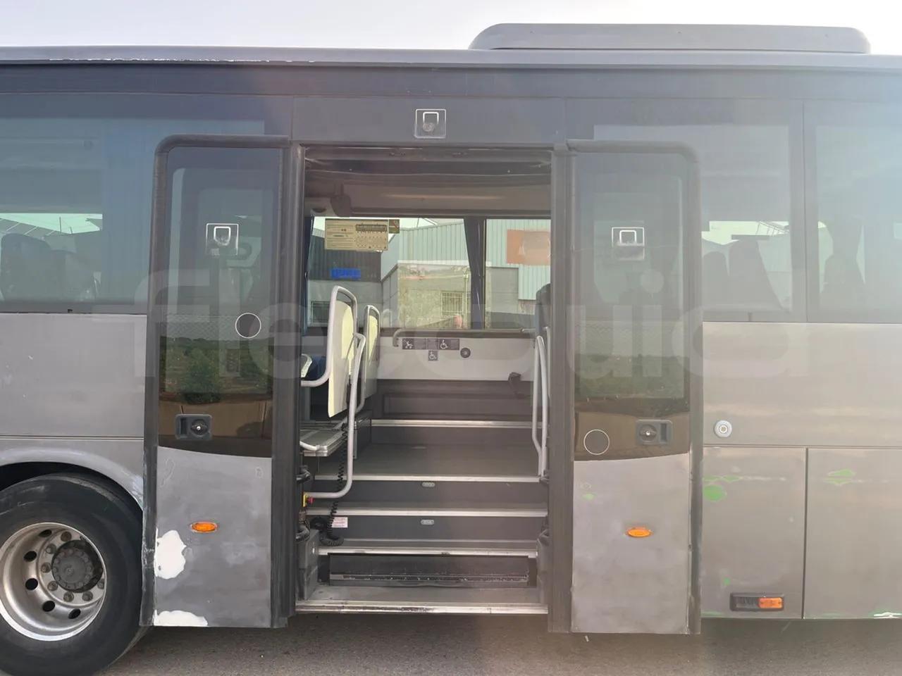 Irisbus Arway 160/01 - EUR5 - 243kW - 12.756m - front door 3 open (mandatory for bus to scrap)