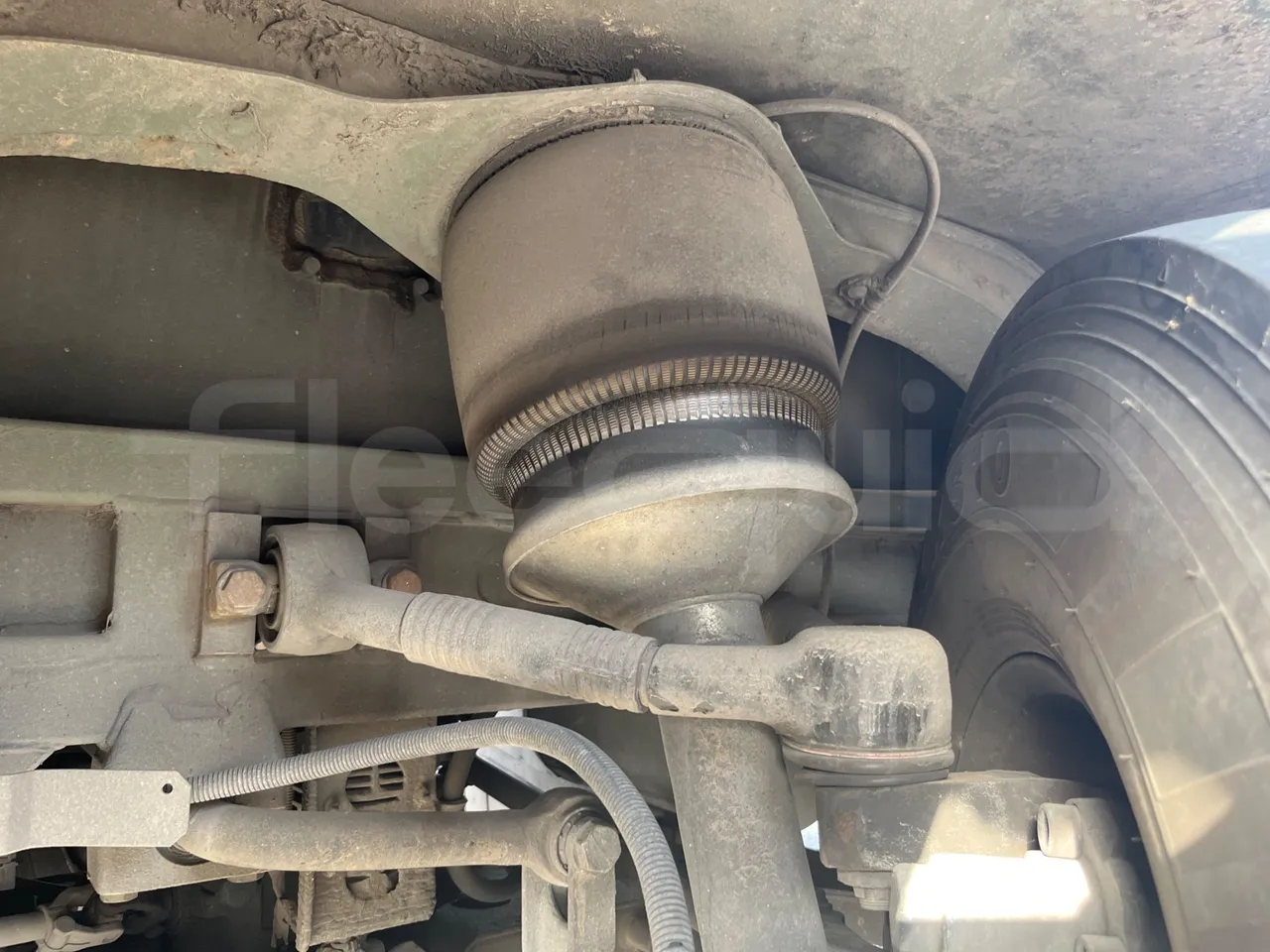 Irisbus Arway 160/01 - EUR5 - 243kW - 12.756m - front air springs left