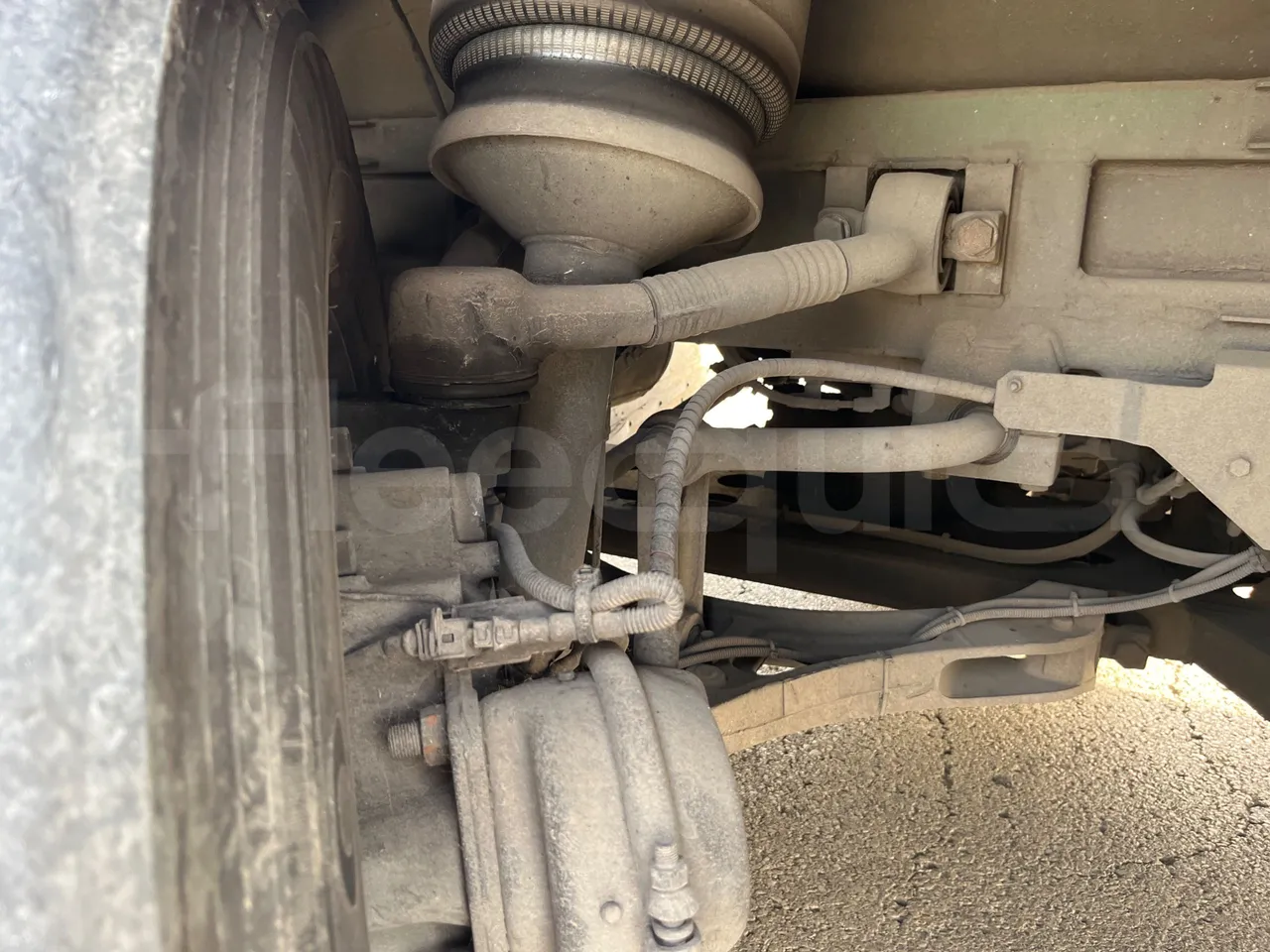 Irisbus Arway 160/01 - EUR5 - 243kW - 12.756m - front shock absorbers right