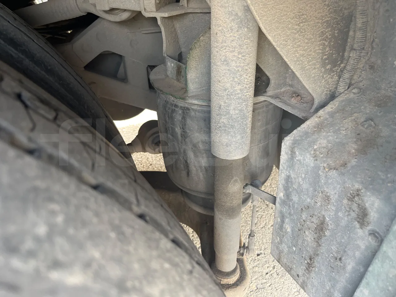 Irisbus Arway 160/01 - EUR5 - 243kW - 12.756m - axle 2 shock absorbers 1 right