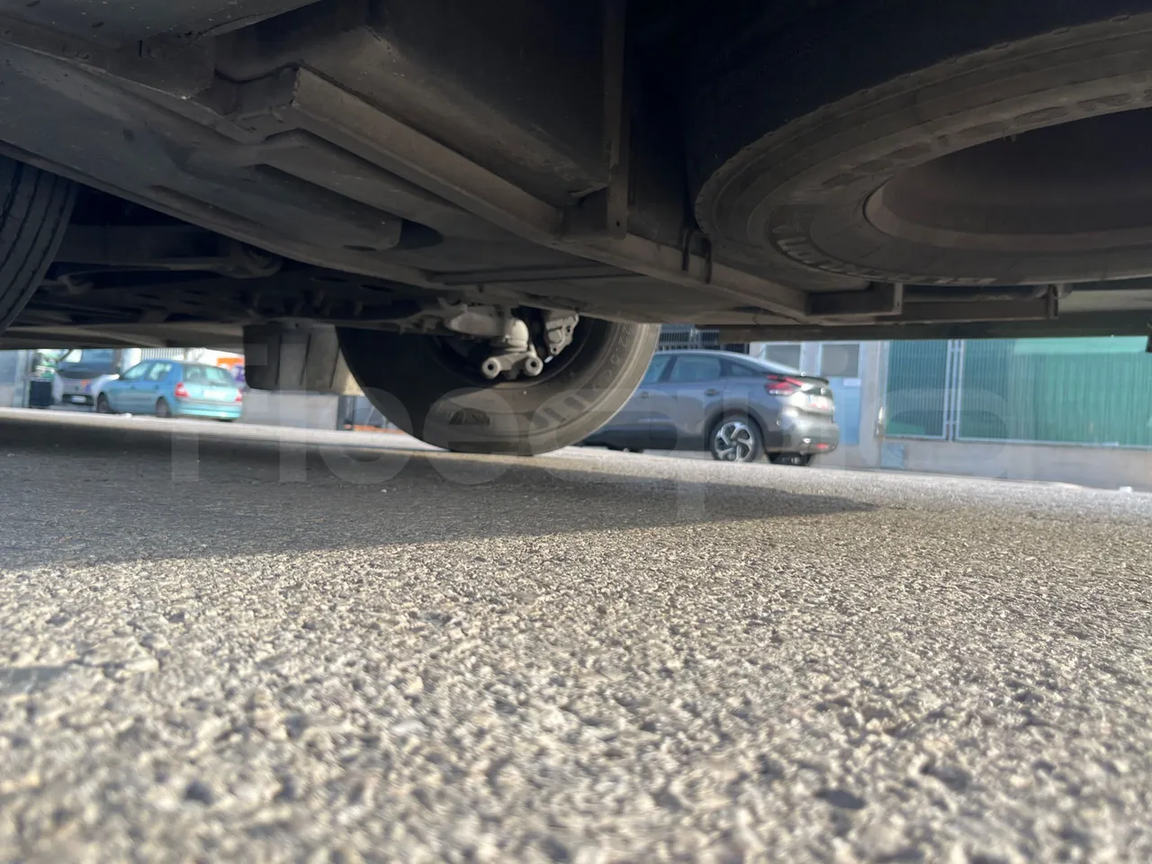 Irisbus Arway 160/01 - EUR5 - 243kW - 12.756m - front axle left side