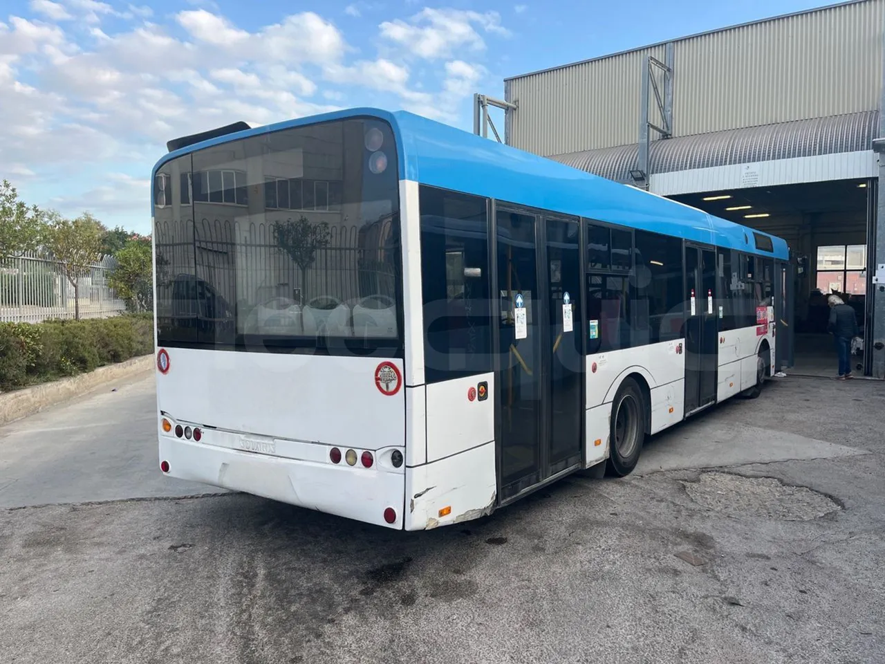 Solaris Urbino 12 - EUR5 - 188kW - 12m - 3/4 right rear doors closed