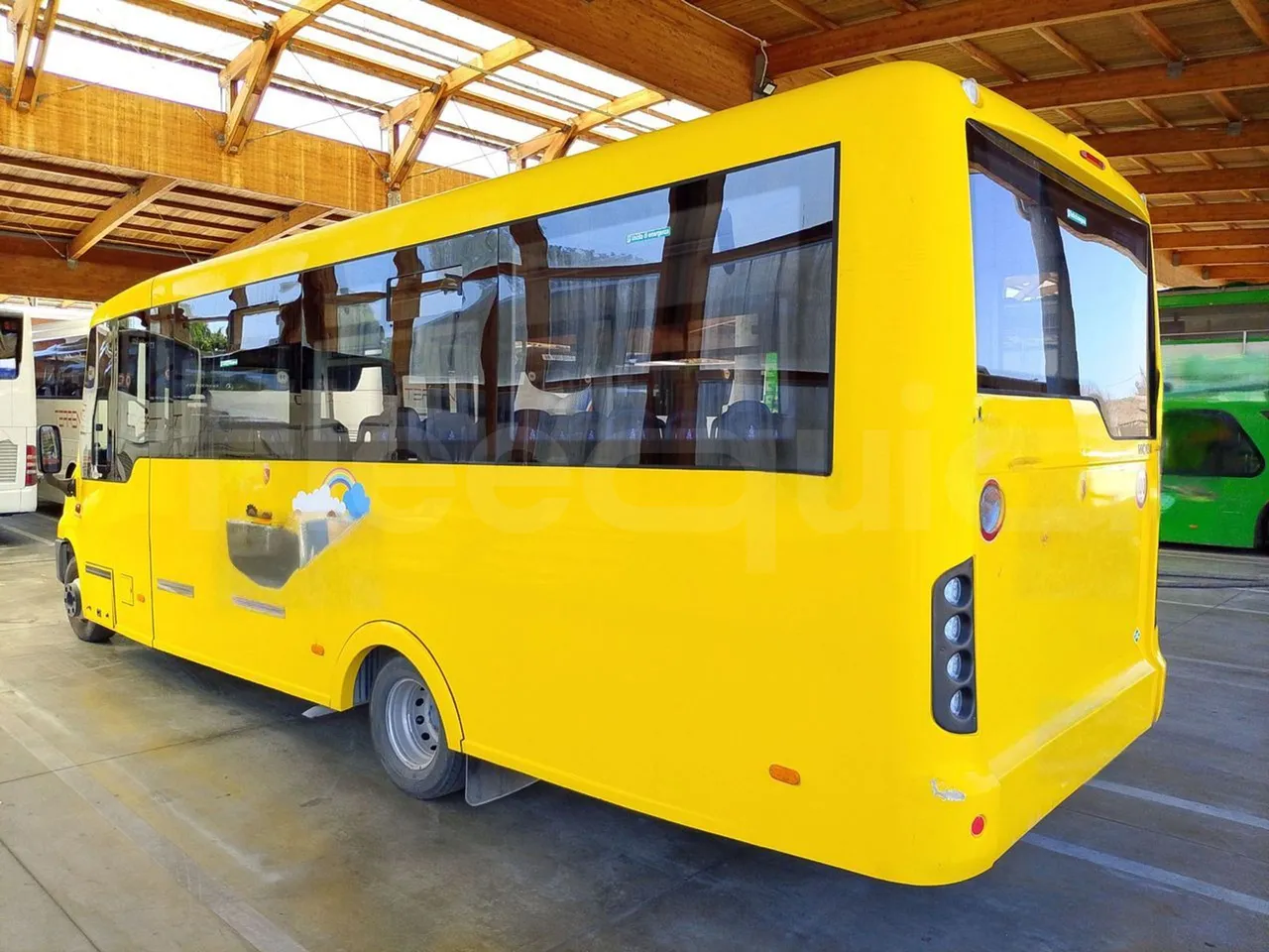 Iveco Indcar WGIVMY11 MOBI SCUOLABUS - EUR6 - 100Kw - 8,592m - 3/4 left rear side