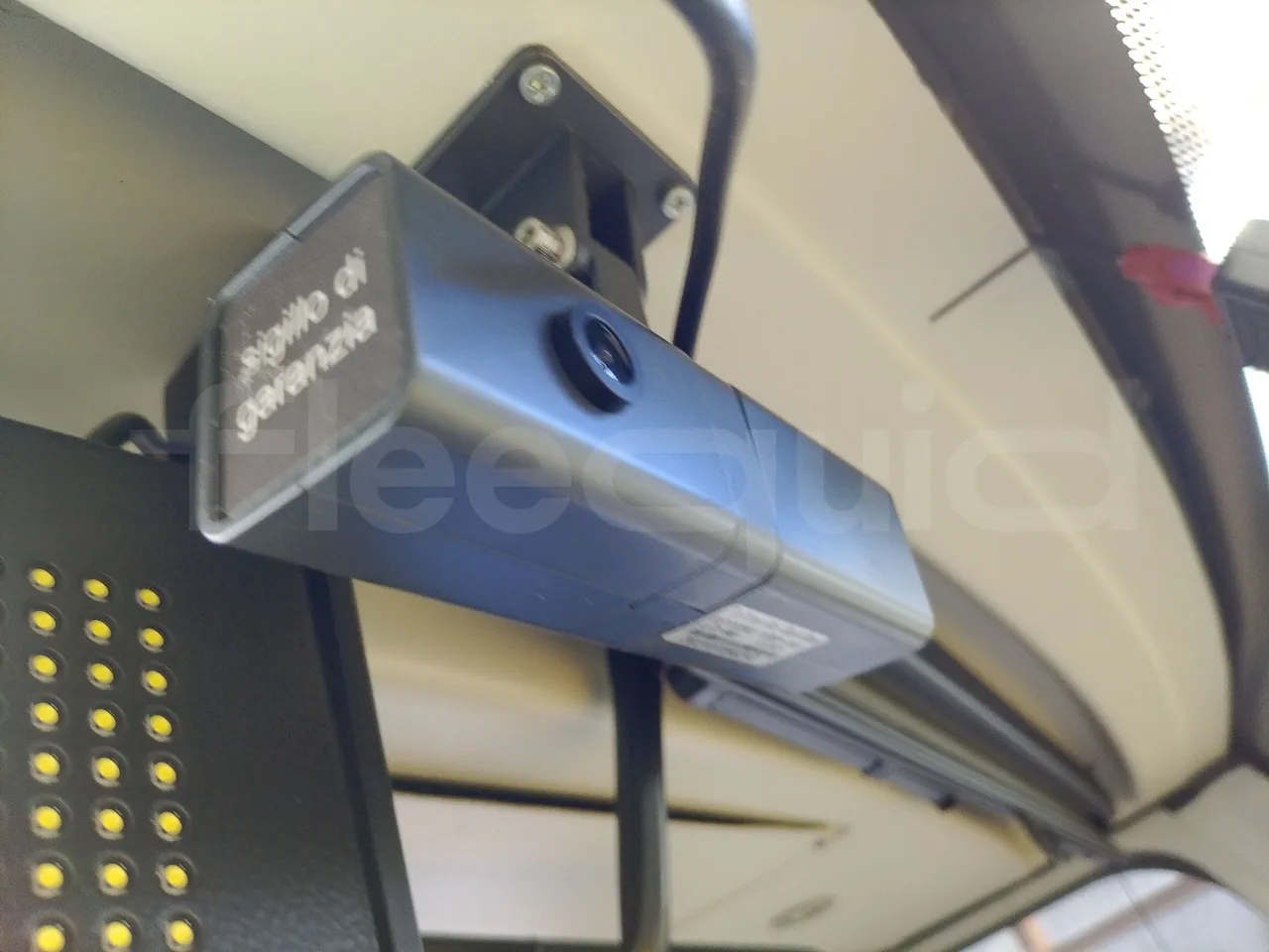 Iveco Indcar WGIVMY11 MOBI SCUOLABUS - EUR6 - 100Kw - 8,592m - camera accessories photo