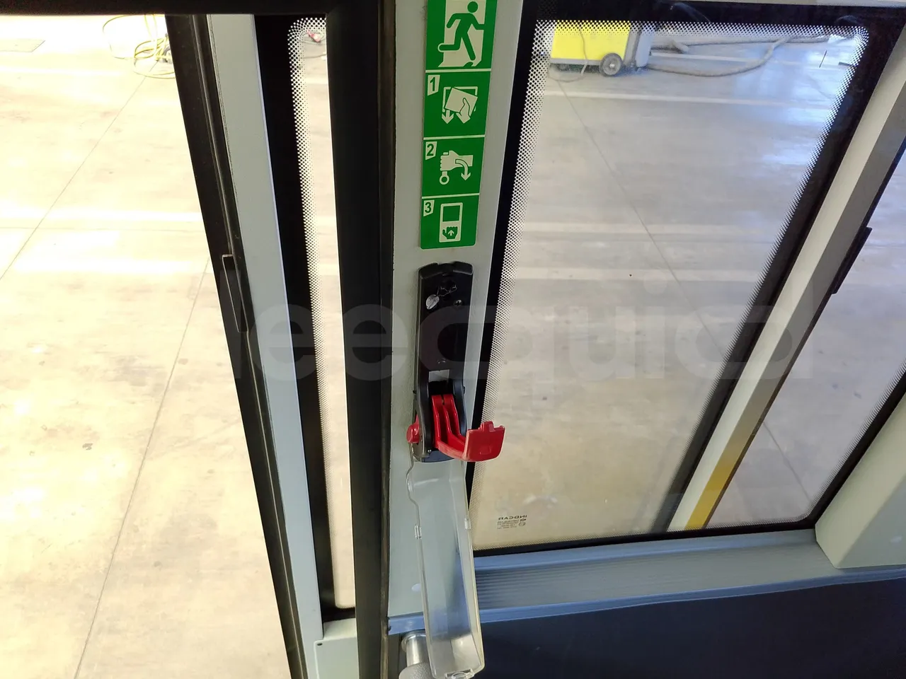 Iveco Indcar WGIVMY11 MOBI SCUOLABUS - EUR6 - 100Kw - 8,592m - hostes microphone accessories photo
