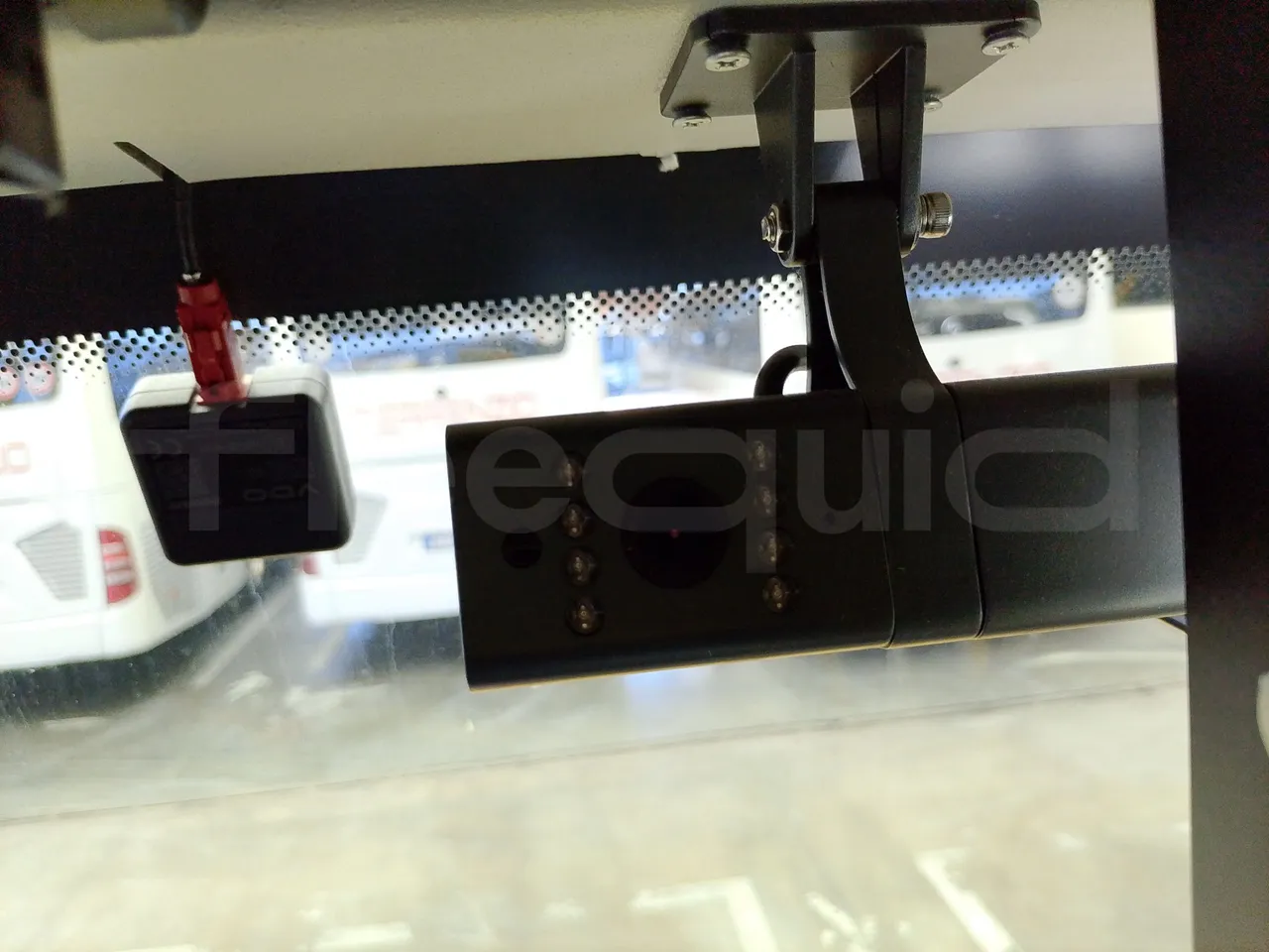 Iveco Indcar WGIVMY11 MOBI SCUOLABUS - EUR6 - 100Kw - 8,592m - monitor detail photo