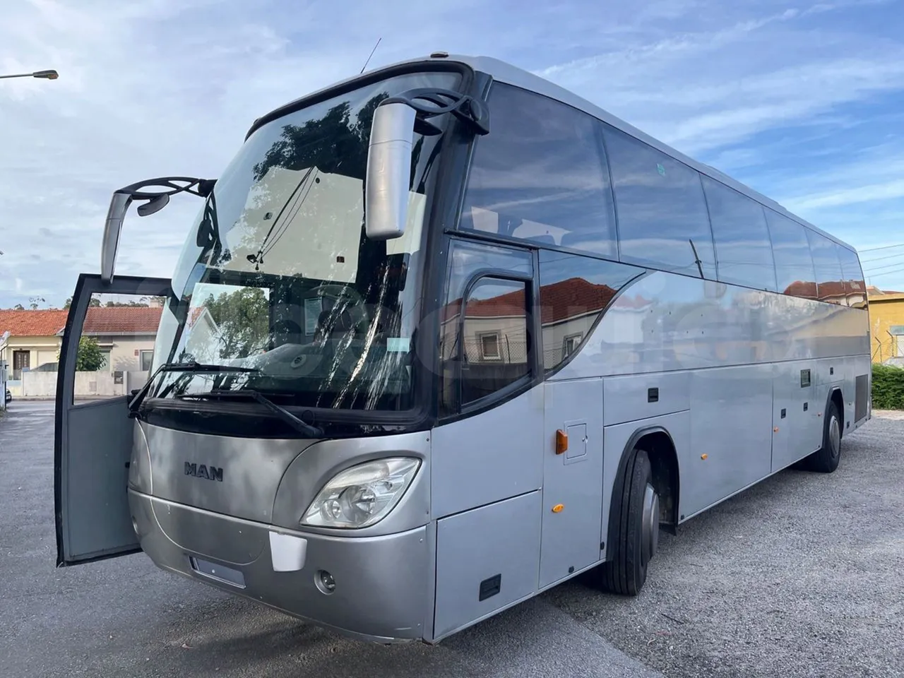 Man 18.400 HOCL 18.400 HOCL-E4-ERA(R33) - Euro4 - 294kW - 13mt - 3/4 front left