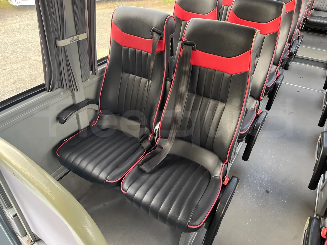 Man 18.400 HOCL 18.400 HOCL-E4-ERA(R33) - Euro4 - 294kW - 13mt - folding seat photo