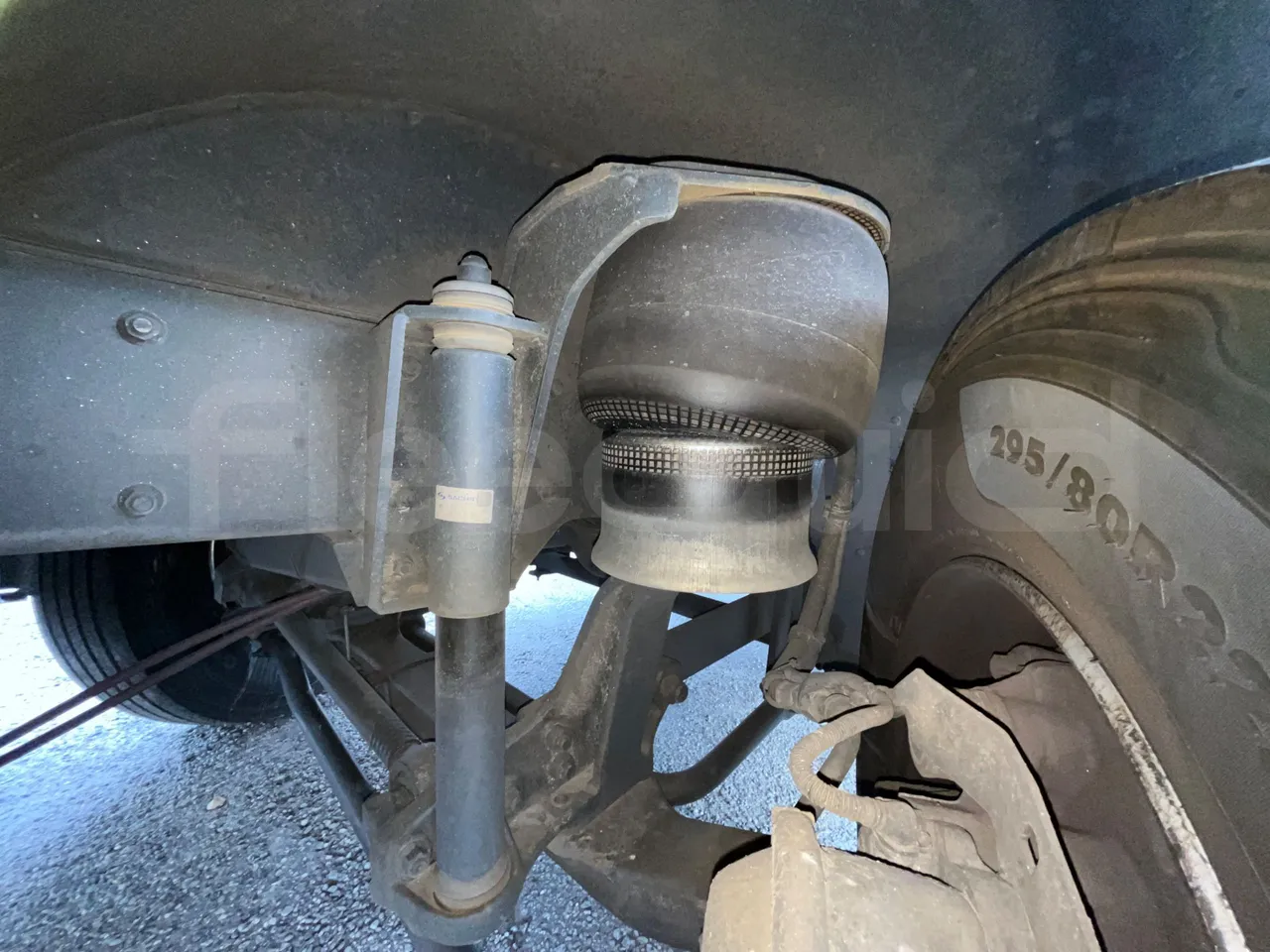 Man 18.400 HOCL 18.400 HOCL-E4-ERA(R33) - Euro4 - 294kW - 13mt - front shock absorbers right