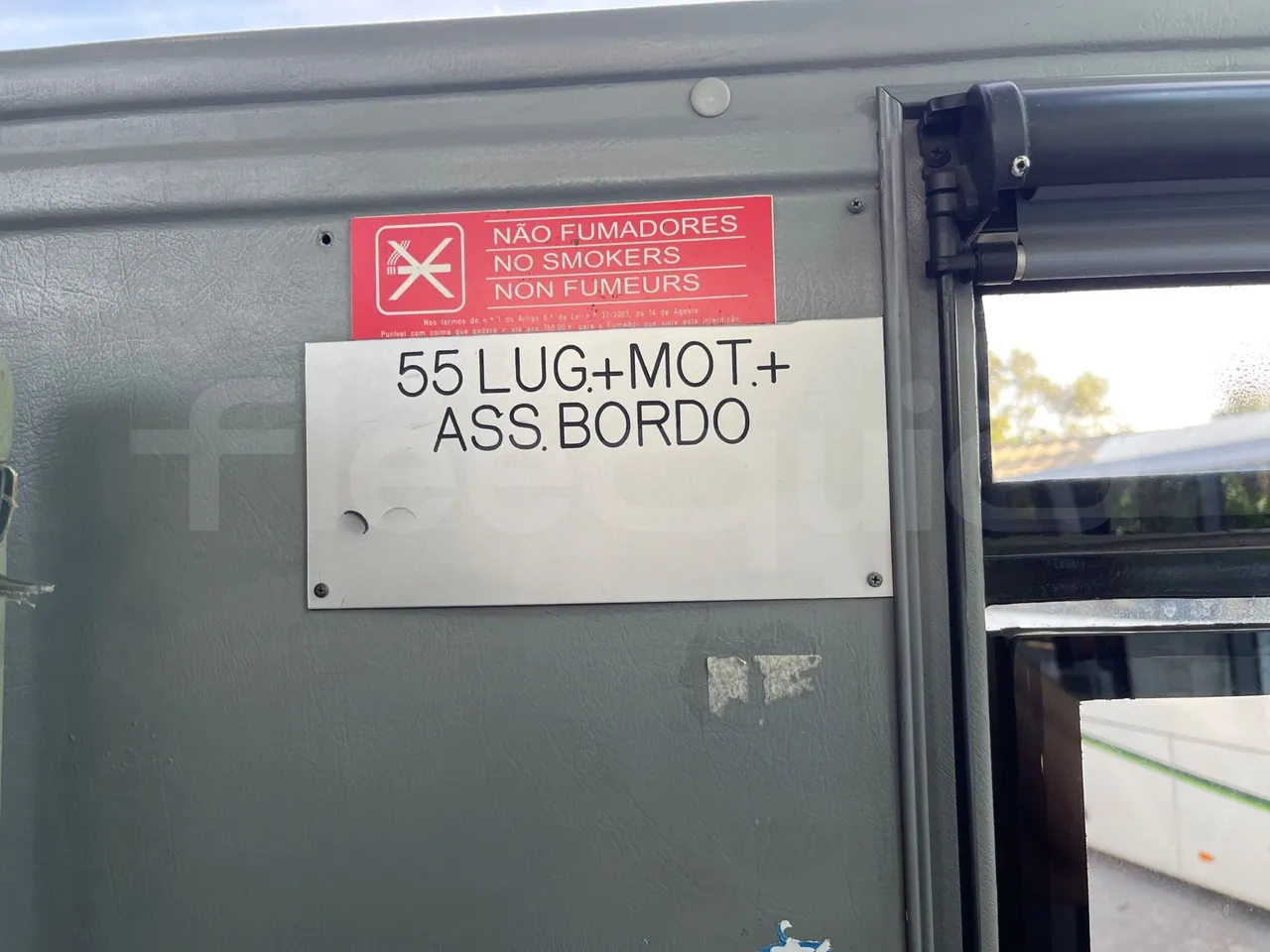 Man 18.400 HOCL 18.400 HOCL-E4-ERA(R33) - Euro4 - 294kW - 13mt - seat plate photo
