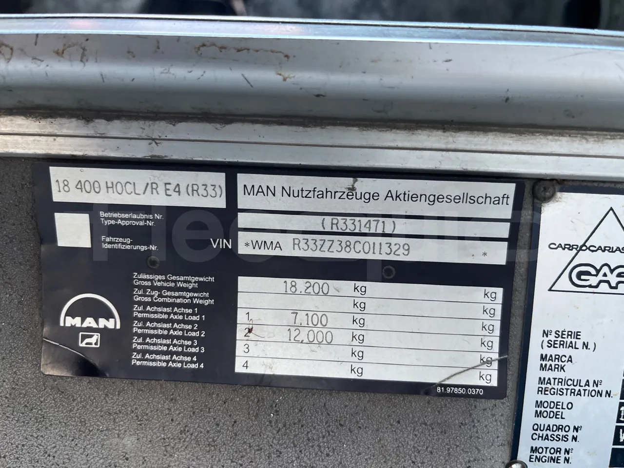 Man 18.400 HOCL 18.400 HOCL-E4-ERA(R33) - Euro4 - 294kW - 13mt - vehicle plate photo