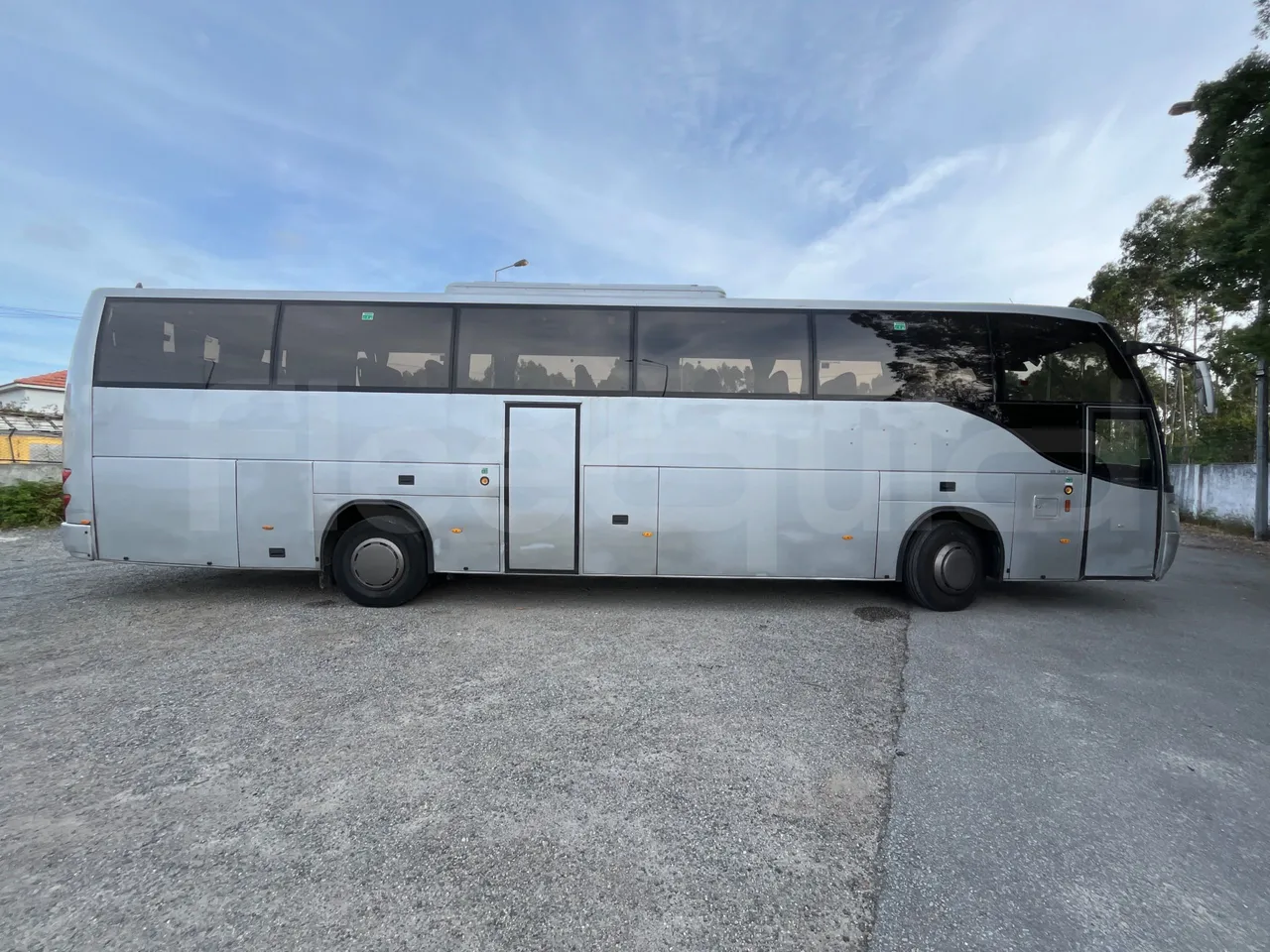 Man 18.400 HOCL 18.400 HOCL-E4-ERA(R33) - Euro4 - 294kW - 13mt - right side doors closed