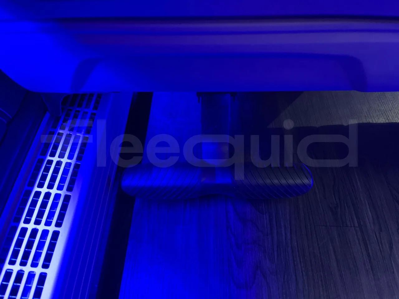 Iveco Daily 70C21/ Euro 6 - 152 Kw - 8.5 Mt - footrest detail photo