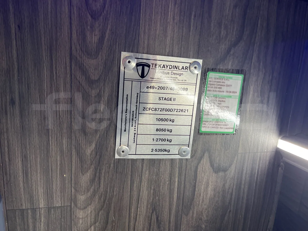 Iveco Daily 70C21/ Euro 6 - 152 Kw - 8.5 Mt - vehicle plate photo