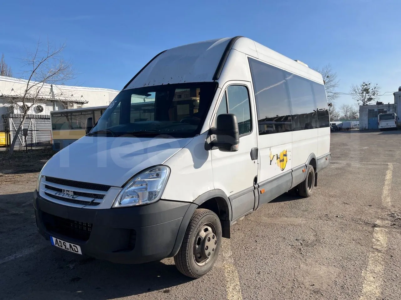 Iveco Daily C50 - EUR5 - 130kW - 7.240m - 3/4 front left
