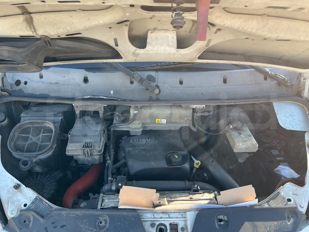 Iveco Daily C50 - EUR5 - 130kW - 7.240m - rear hatch open