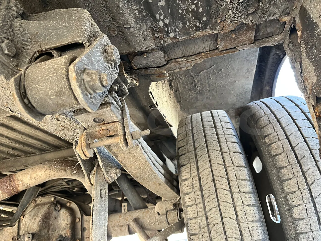 Iveco Daily C50 - EUR5 - 130kW - 7.240m - axel 2 leaf spring right