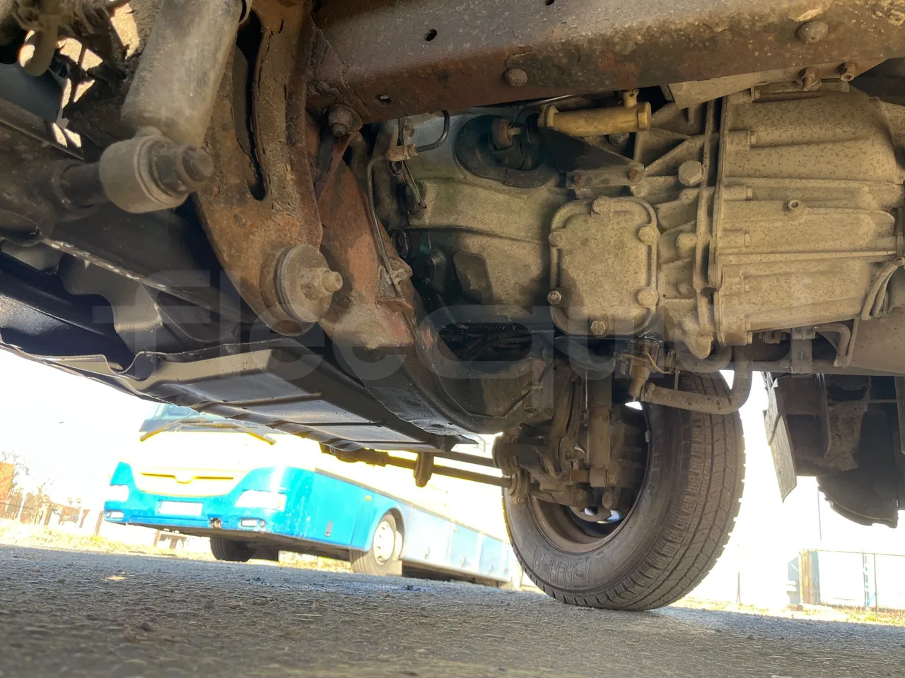 Iveco Daily C50 - EUR5 - 130kW - 7.240m - front axle left side