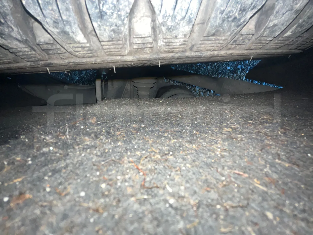 Mercedes-Benz Vito - axle 2 caliper brakes left