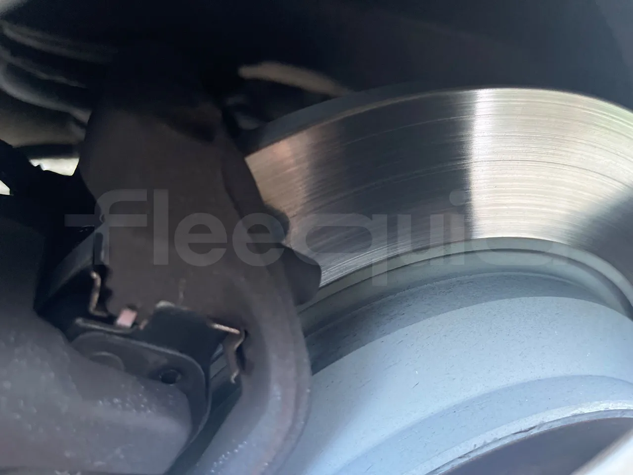 Mercedes-Benz Vito - axle 2 discs left
