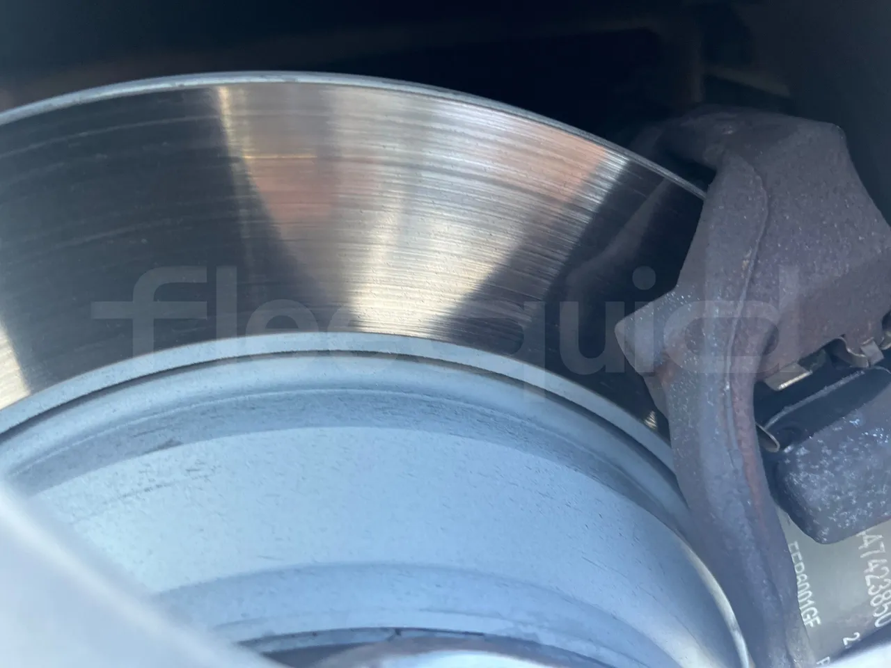 Mercedes-Benz Vito - axle 2 discs right