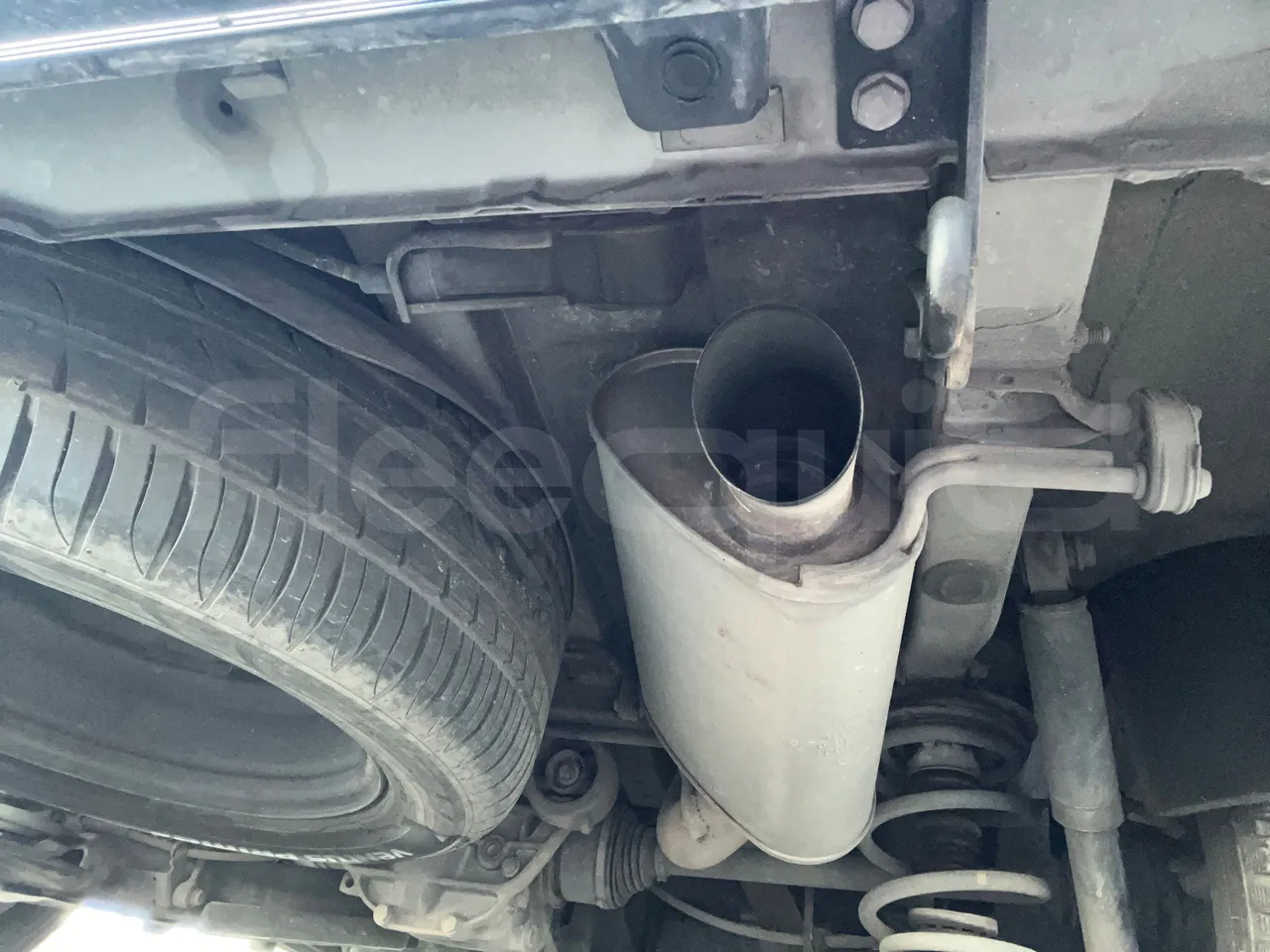 Mercedes-Benz Vito - exhaust photo