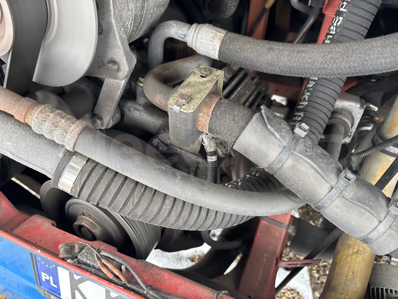 Mercedes-Benz O 530 G-EURO4 - 220kW-17.940M - air conditioning compressor