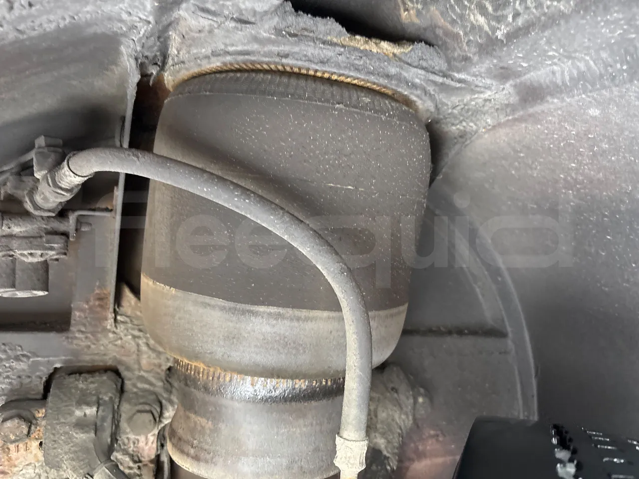 Mercedes-Benz O 530 G-EURO4 - 220kW-17.940M - front air springs left