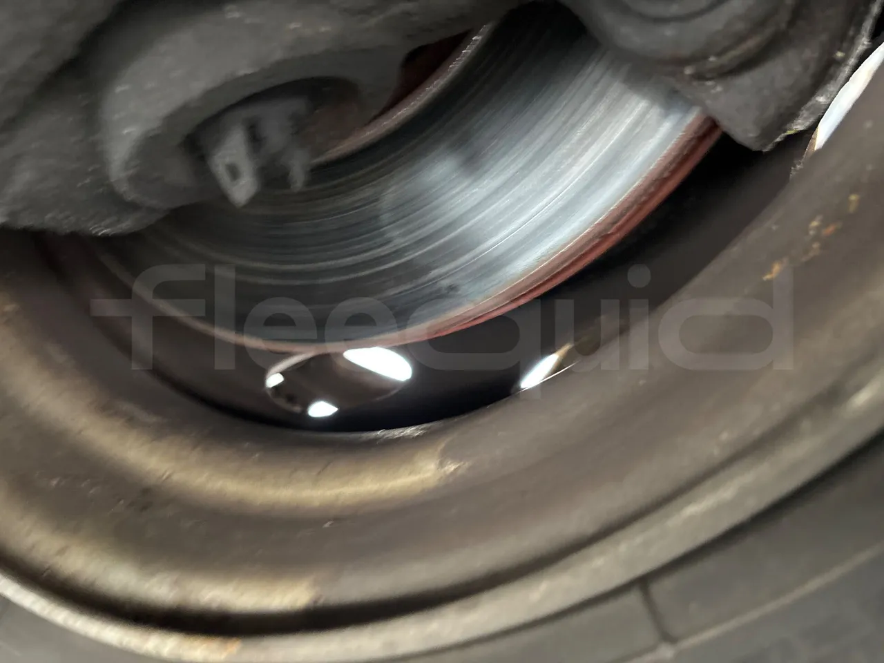 Mercedes-Benz O 530 G-EURO4 - 220kW-17.940M - front discs left