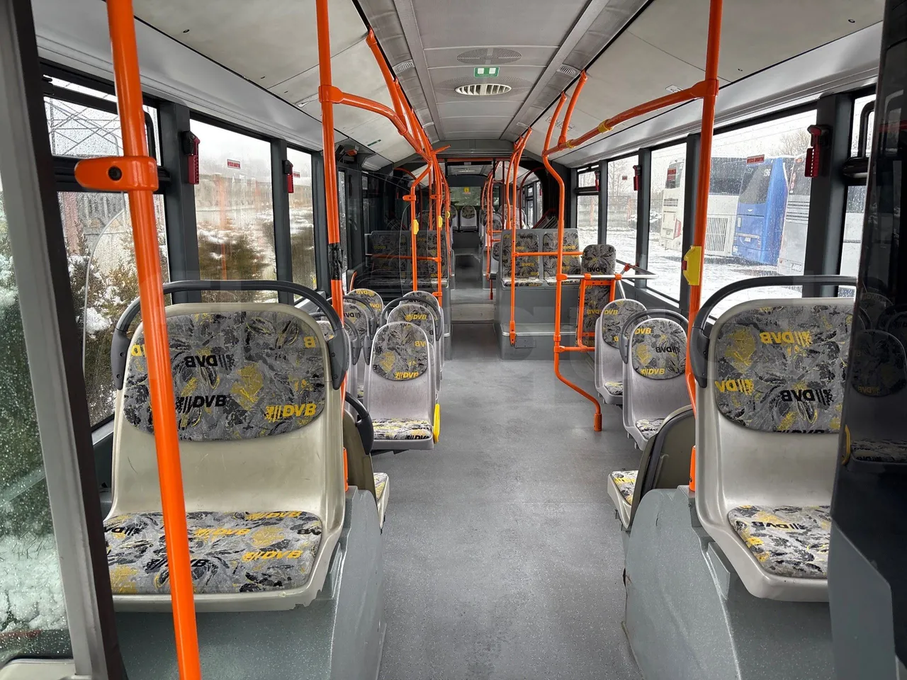 Mercedes-Benz O 530 G-EURO4 - 220kW-17.940M - handrails photo