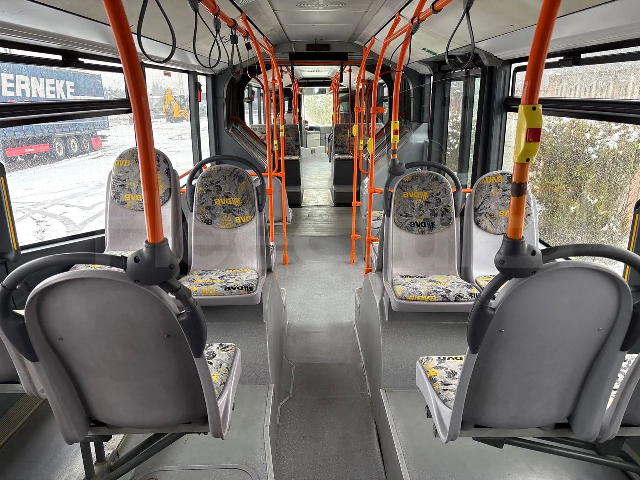 Mercedes-Benz O 530 G-EURO4 - 220kW-17.940M - forward view all seats last row height