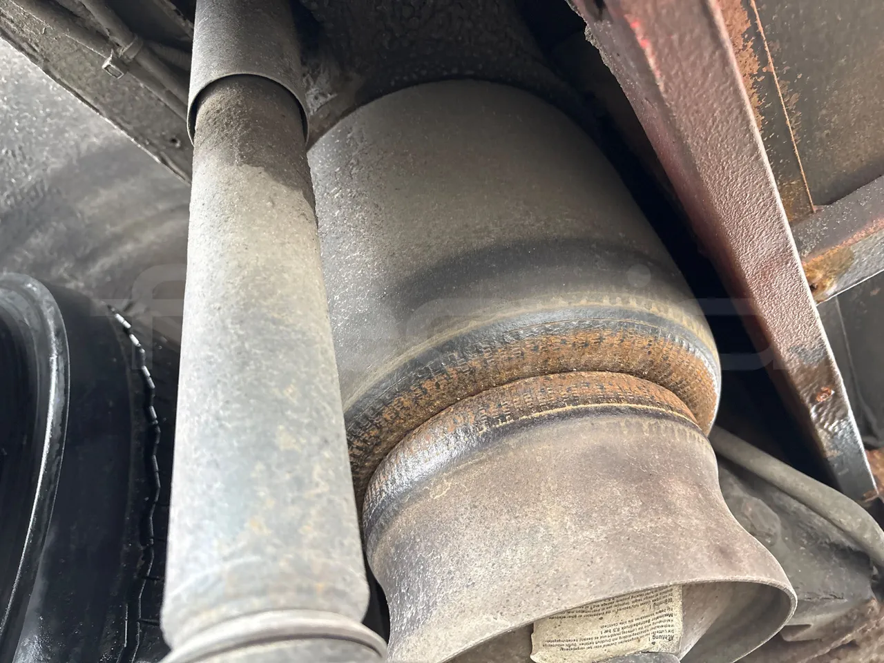 Mercedes-Benz O 530 G-EURO4 - 220kW-17.940M - axle 3 air springs 1 right