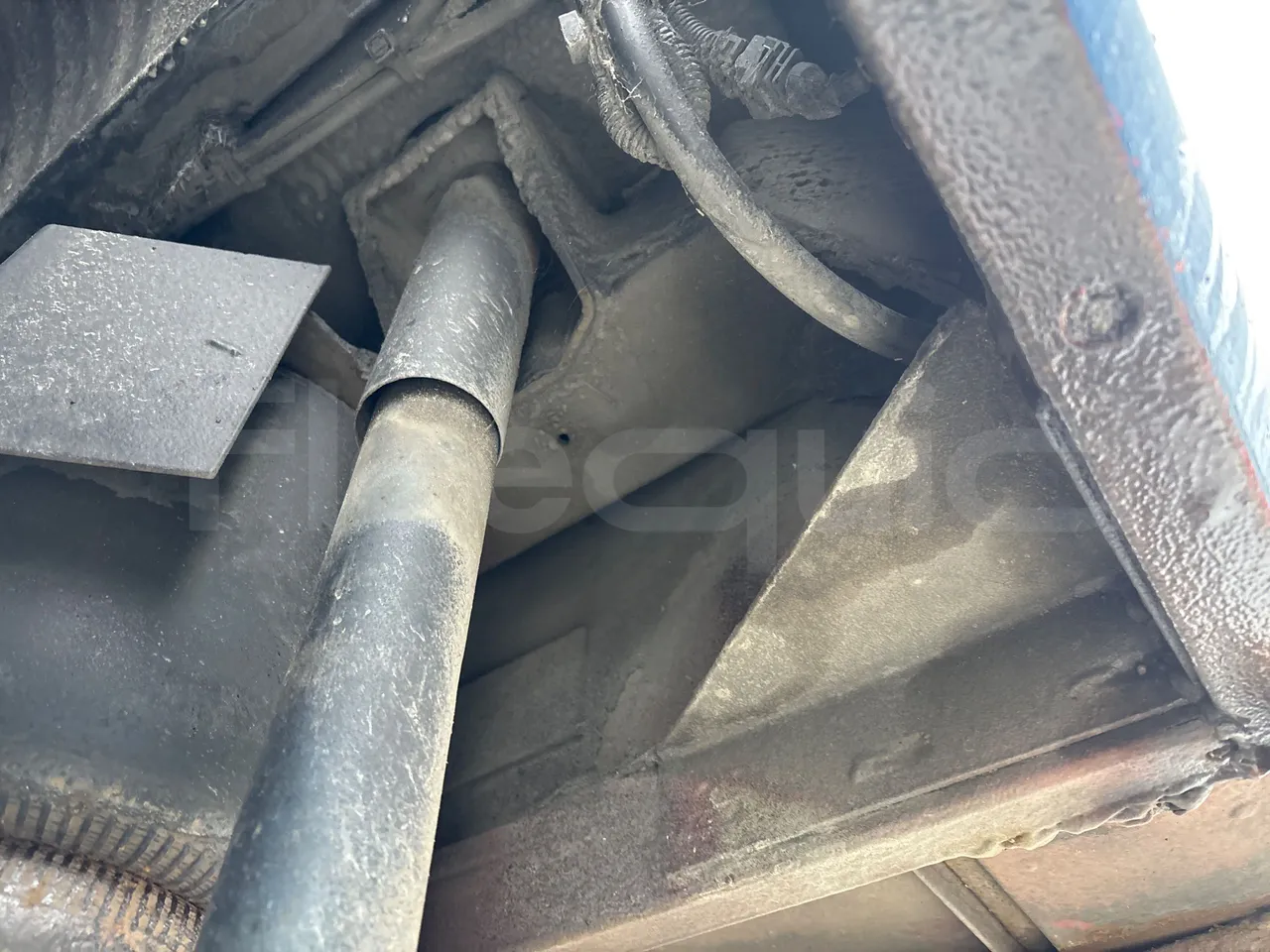 Mercedes-Benz O 530 G-EURO4 - 220kW-17.940M - axle 2 shock absorbers 1 right