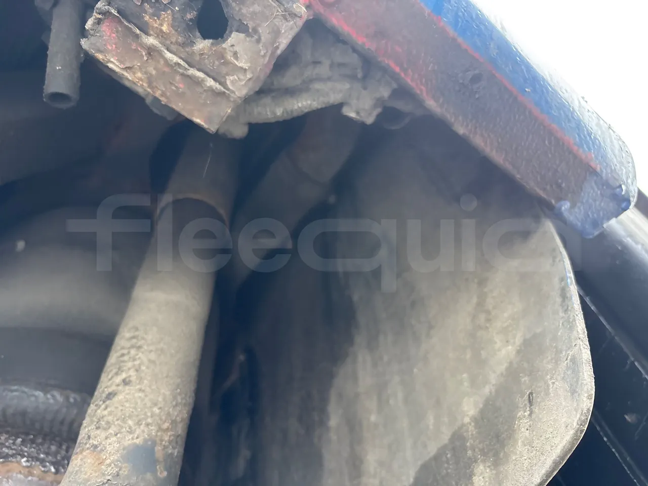 Mercedes-Benz O 530 G-EURO4 - 220kW-17.940M - axle 2 shock absorbers 2 left