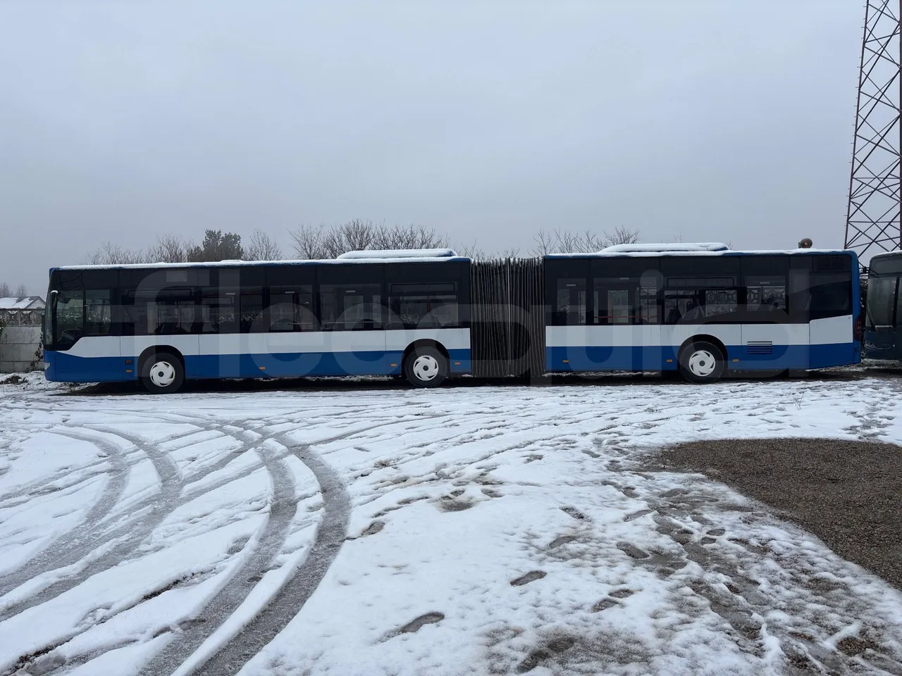 Mercedes-Benz O 530 G-EURO4 - 220kW-17.940M - left side photo