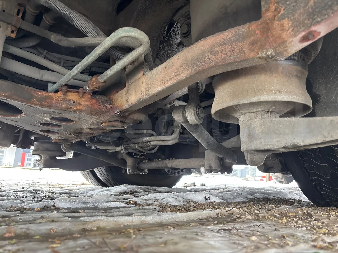 Mercedes-Benz O 530 G-EURO4 - 220kW-17.940M - axle 3 right side