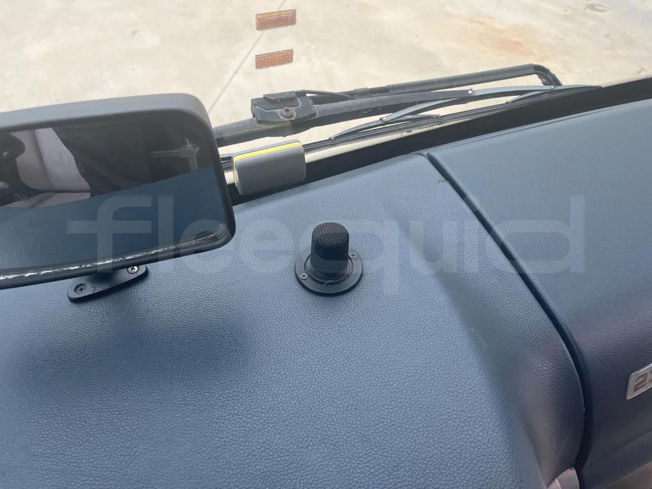 Neoplan Tourliner N2216 SHD - Euro4 - 324kW - 12mt - hostes microphone accessories photo