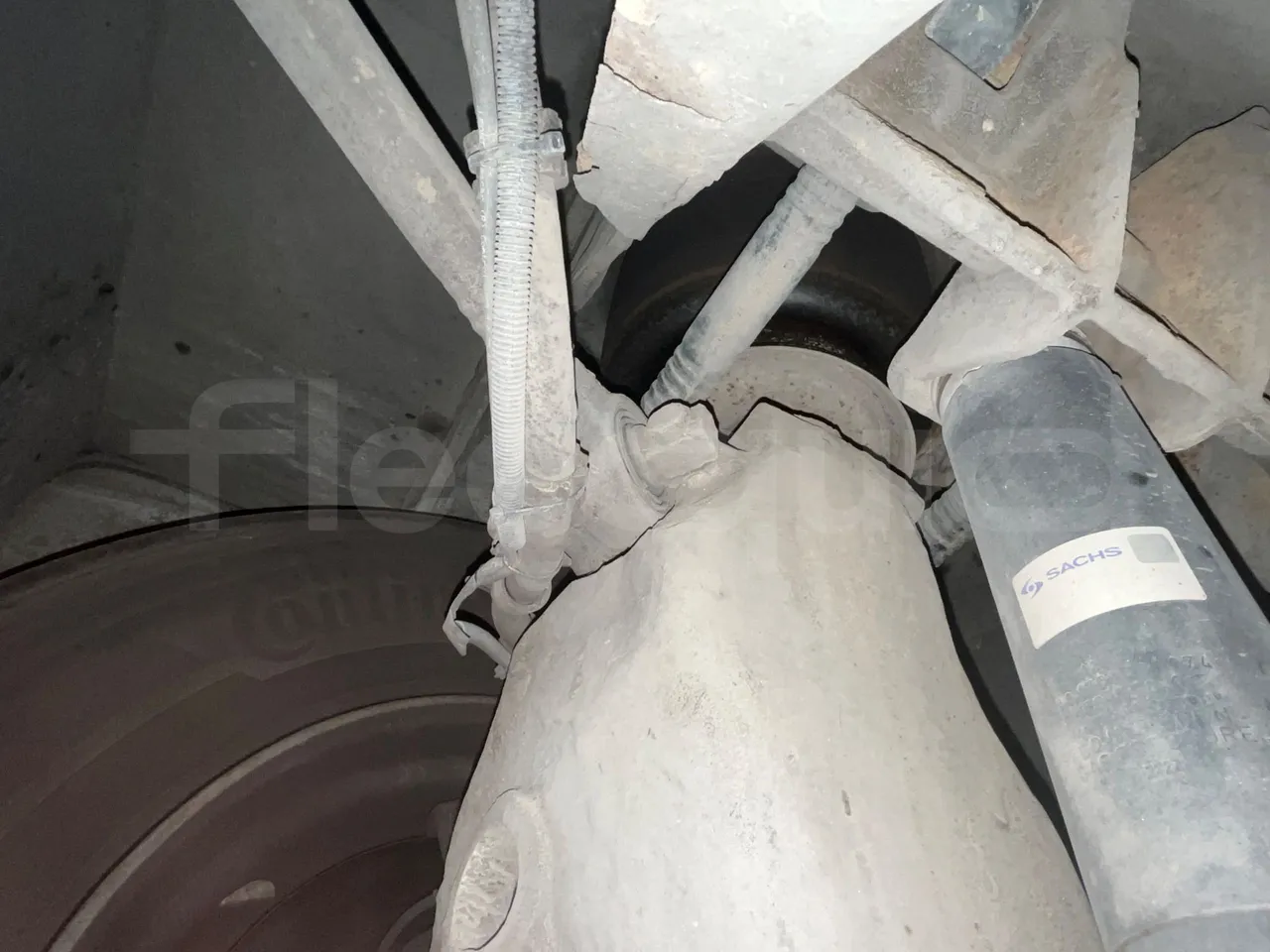 Neoplan Tourliner N2216 SHD - Euro4 - 324kW - 12mt - front air springs right