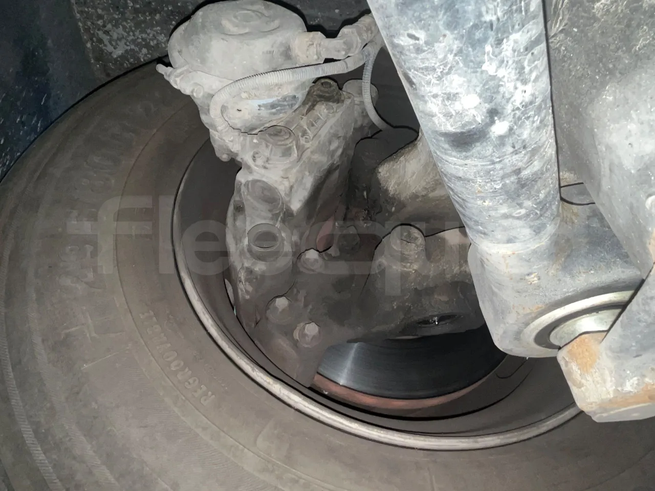 Neoplan Tourliner N2216 SHD - Euro4 - 324kW - 12mt - front brake calipers left