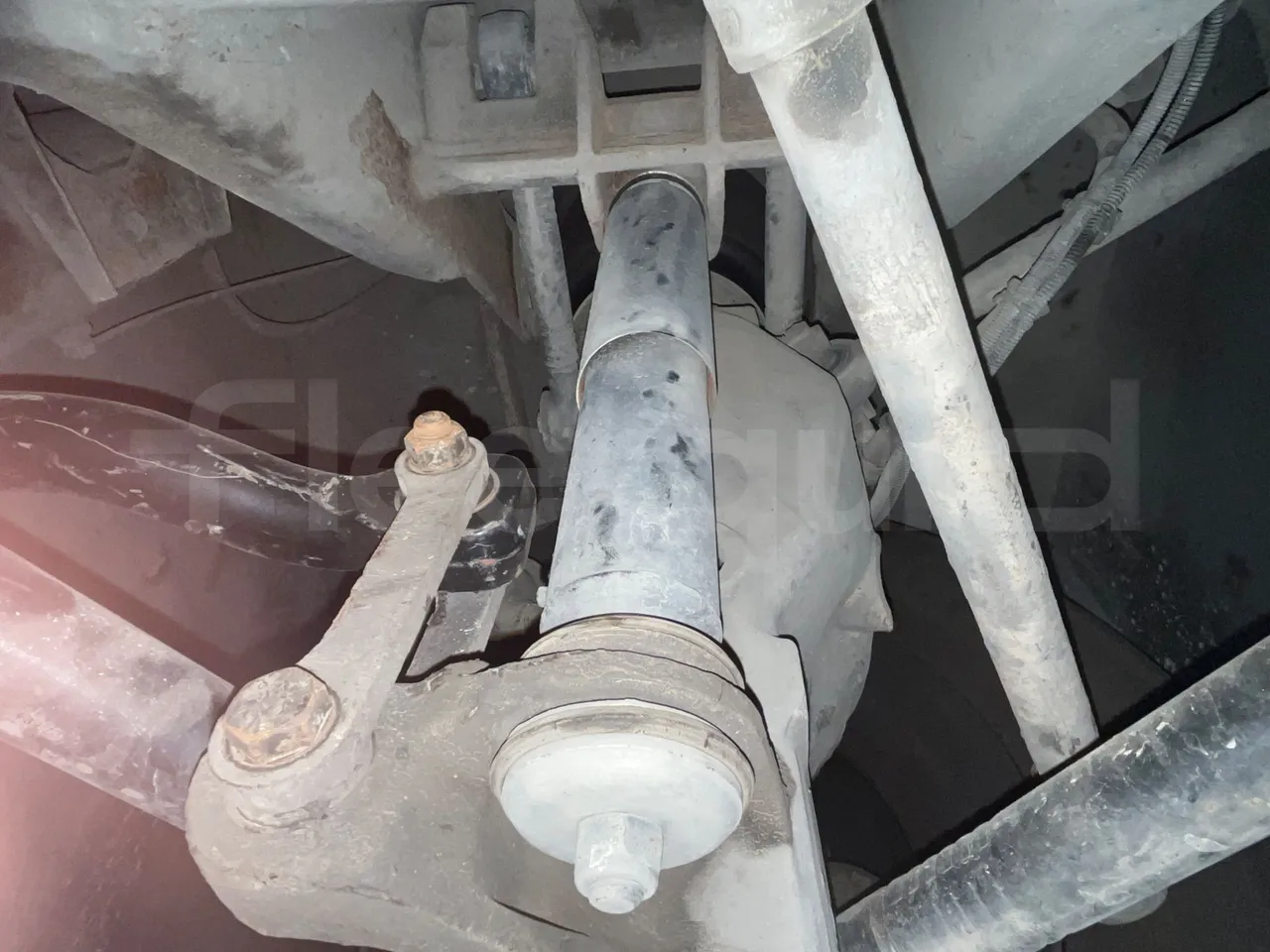 Neoplan Tourliner N2216 SHD - Euro4 - 324kW - 12mt - front shock absorbers left