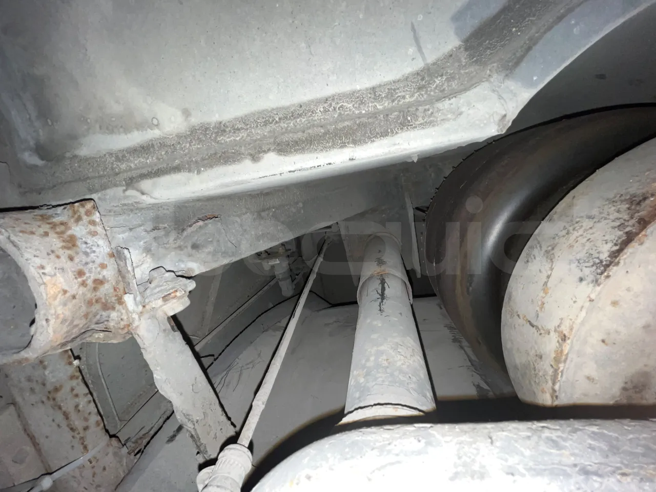 Neoplan Tourliner N2216 SHD - Euro4 - 324kW - 12mt - axle 2 shock absorbers 1 left