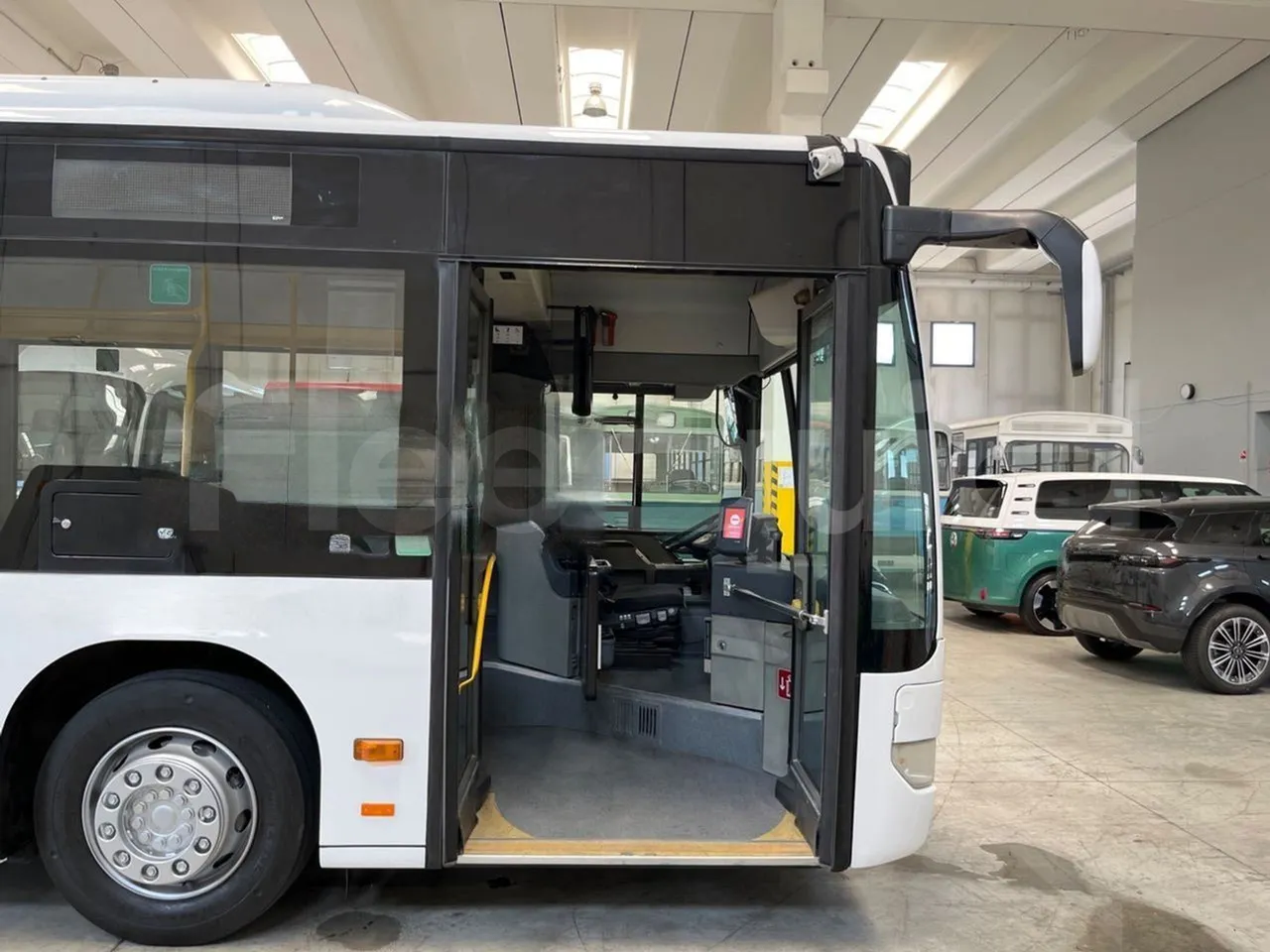Mercedes-Benz Citaro Evobus MB0530/ Euro 5 - 210 Kw - 10,503 Mt - front door 1 open