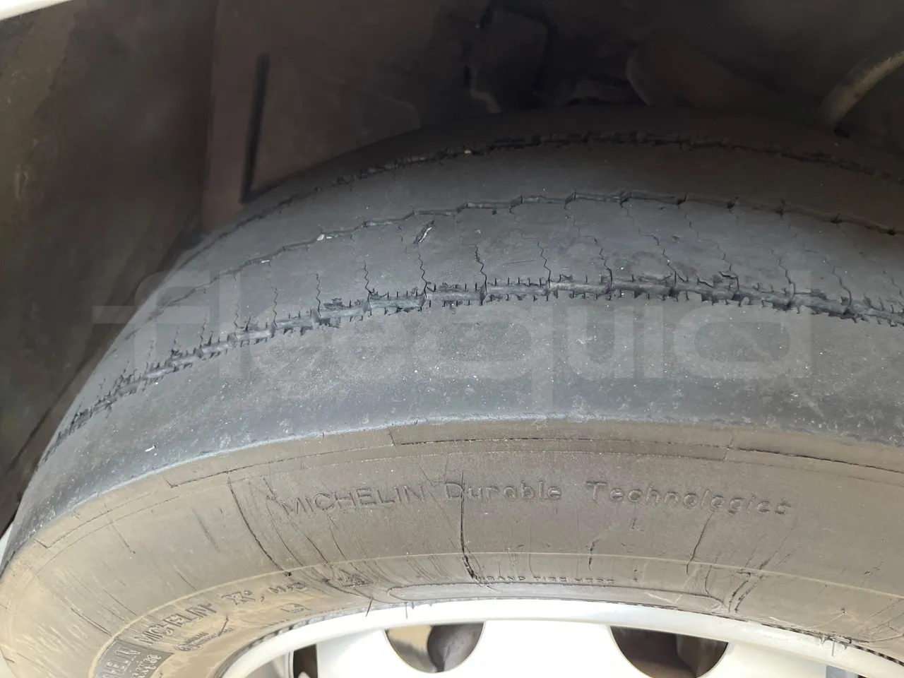 Mercedes-Benz Citaro Evobus MB0530/ Euro 5 - 210 Kw - 10,503 Mt - tread condition front tires right