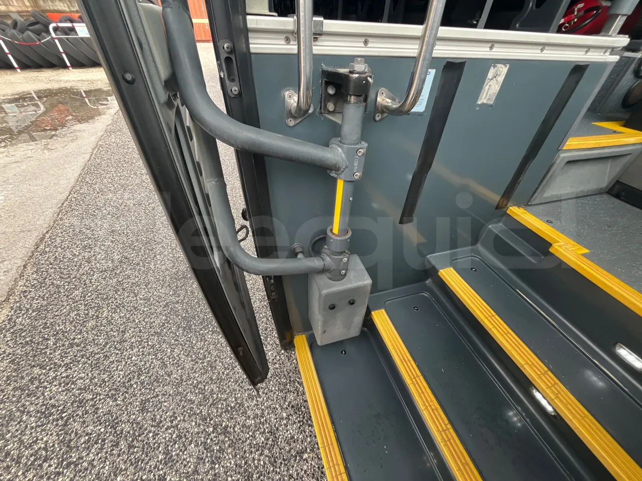 Temsa Safari RD RAT153 - EUR5 - 266kW - 12.200m - door mechanism photo