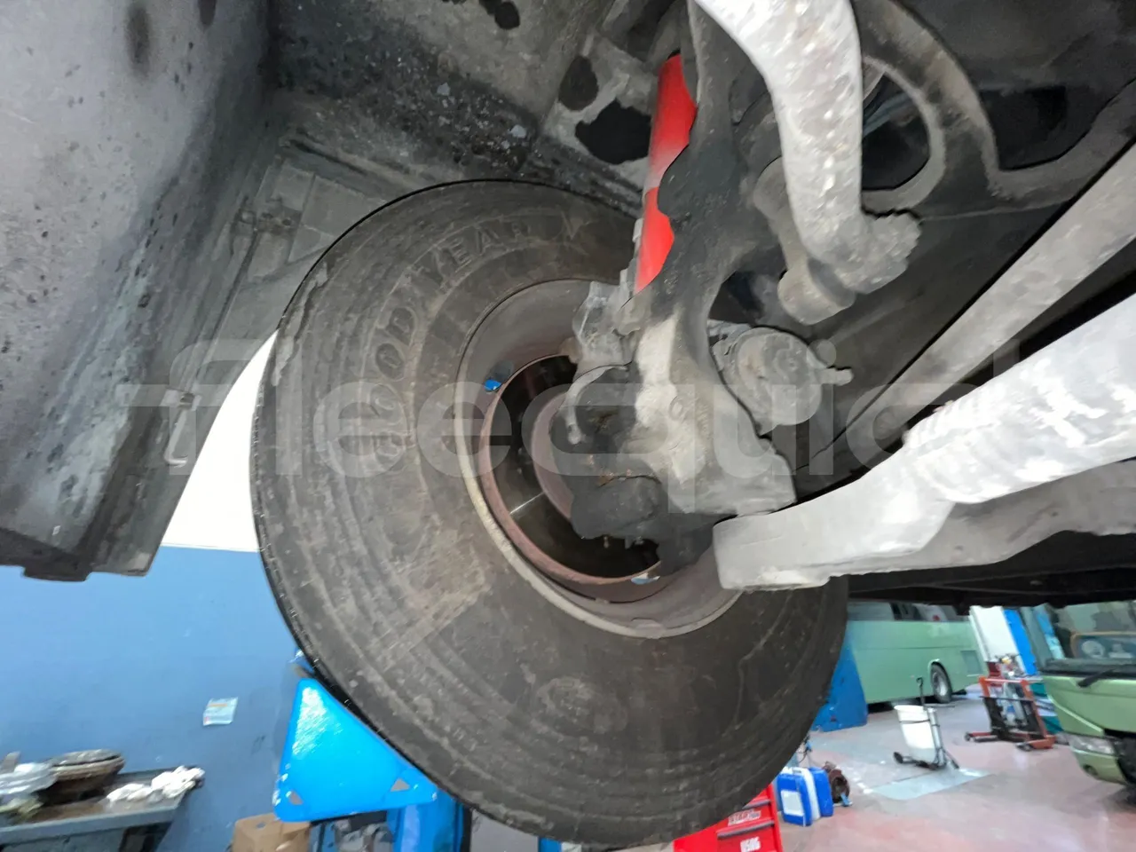 Temsa Safari RD RAT153 - EUR5 - 266kW - 12.200m - front brake calipers left