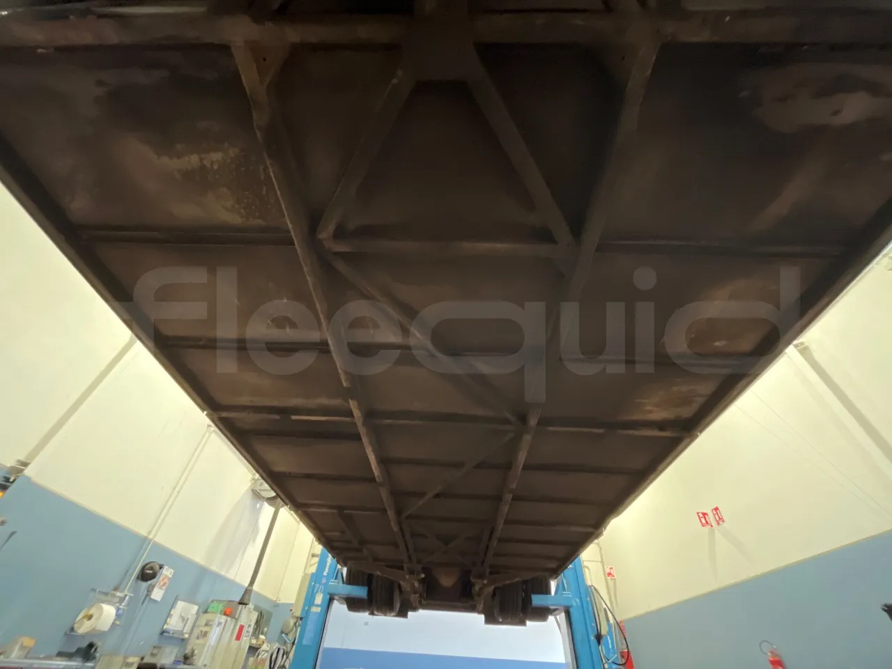 Temsa Safari RD RAT153 - EUR5 - 266kW - 12.200m - central undercarriage photo