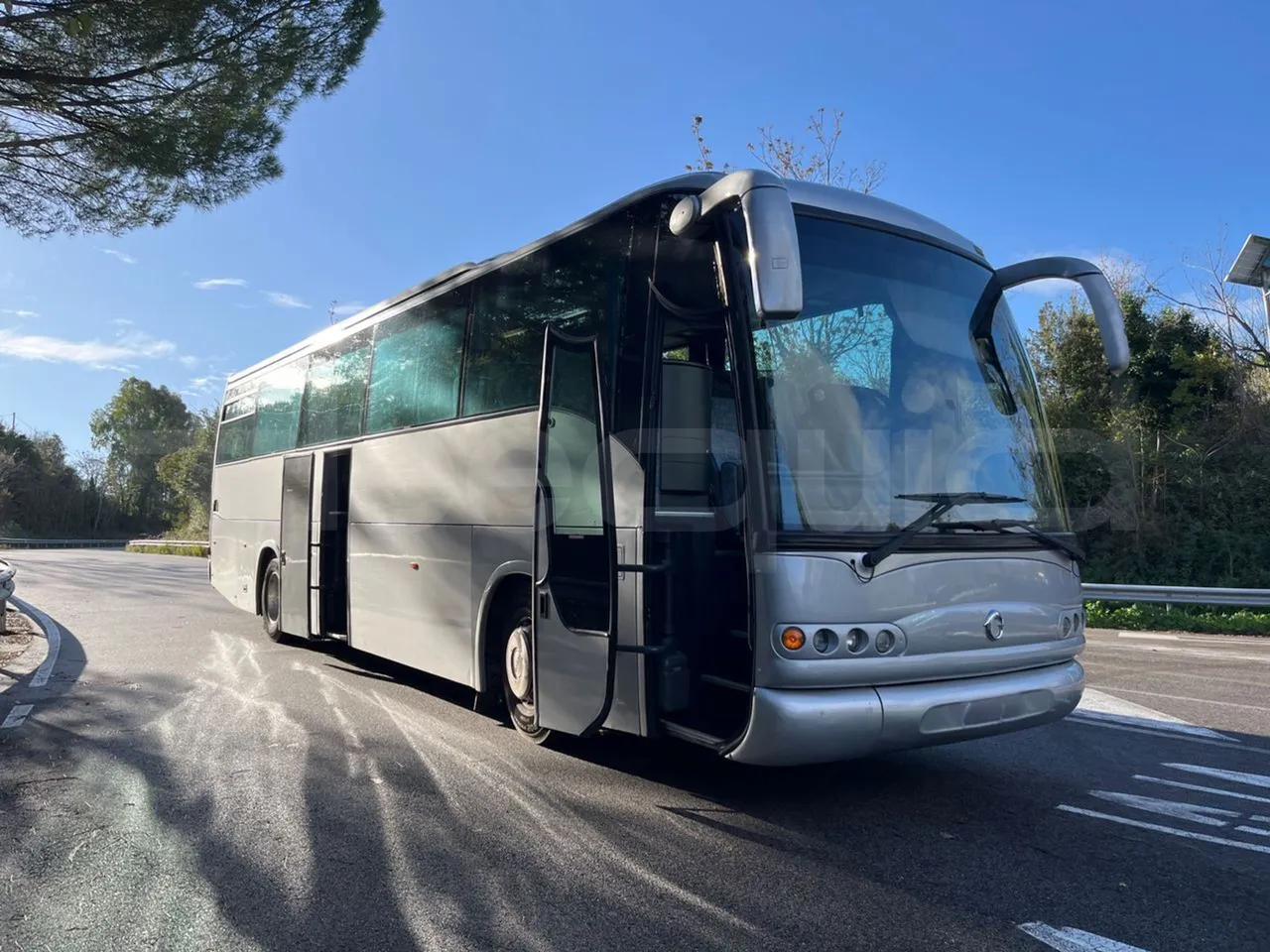 Irisbus Domino Orlandi 2001 397E 12.35 - Euro3 - 259kW - 12mt - 3/4 right front doors open