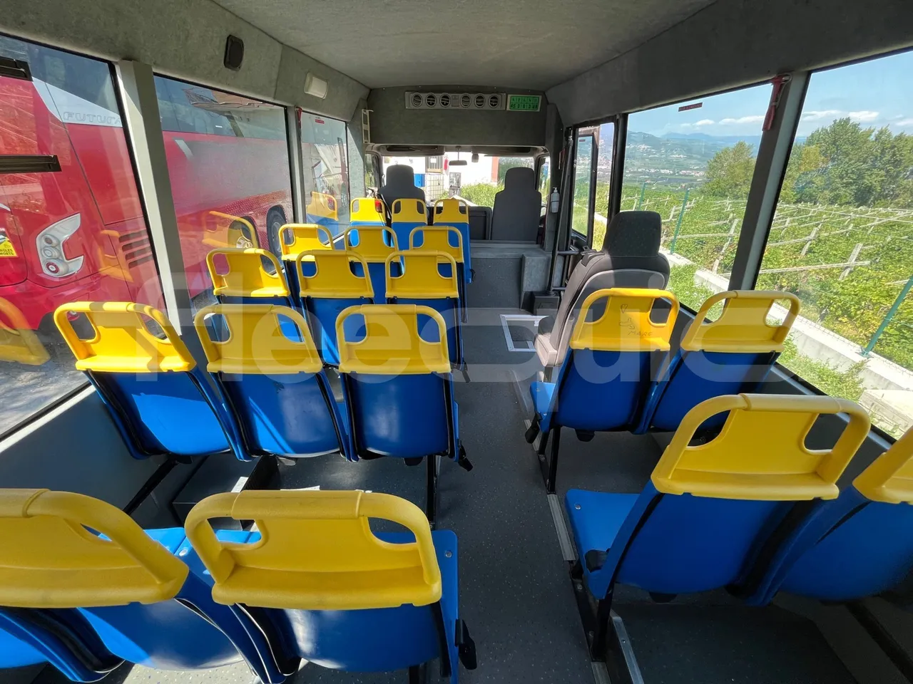 Isuzu P65 P65/ Euro 6 - 110 Kw - 7,900 Mt - toilette accessories photo