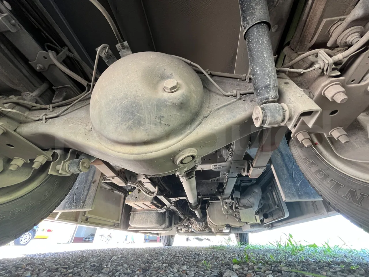 Isuzu P65 P65/ Euro 6 - 110 Kw - 7,900 Mt - axle 2 caliper brakes right